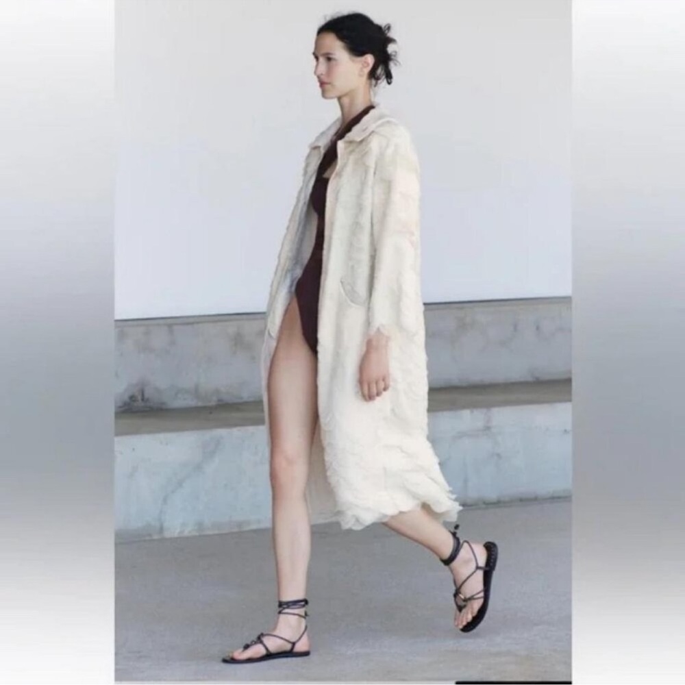ZARA BIB COLLAR PETAL COAT - Picture 13 of 16
